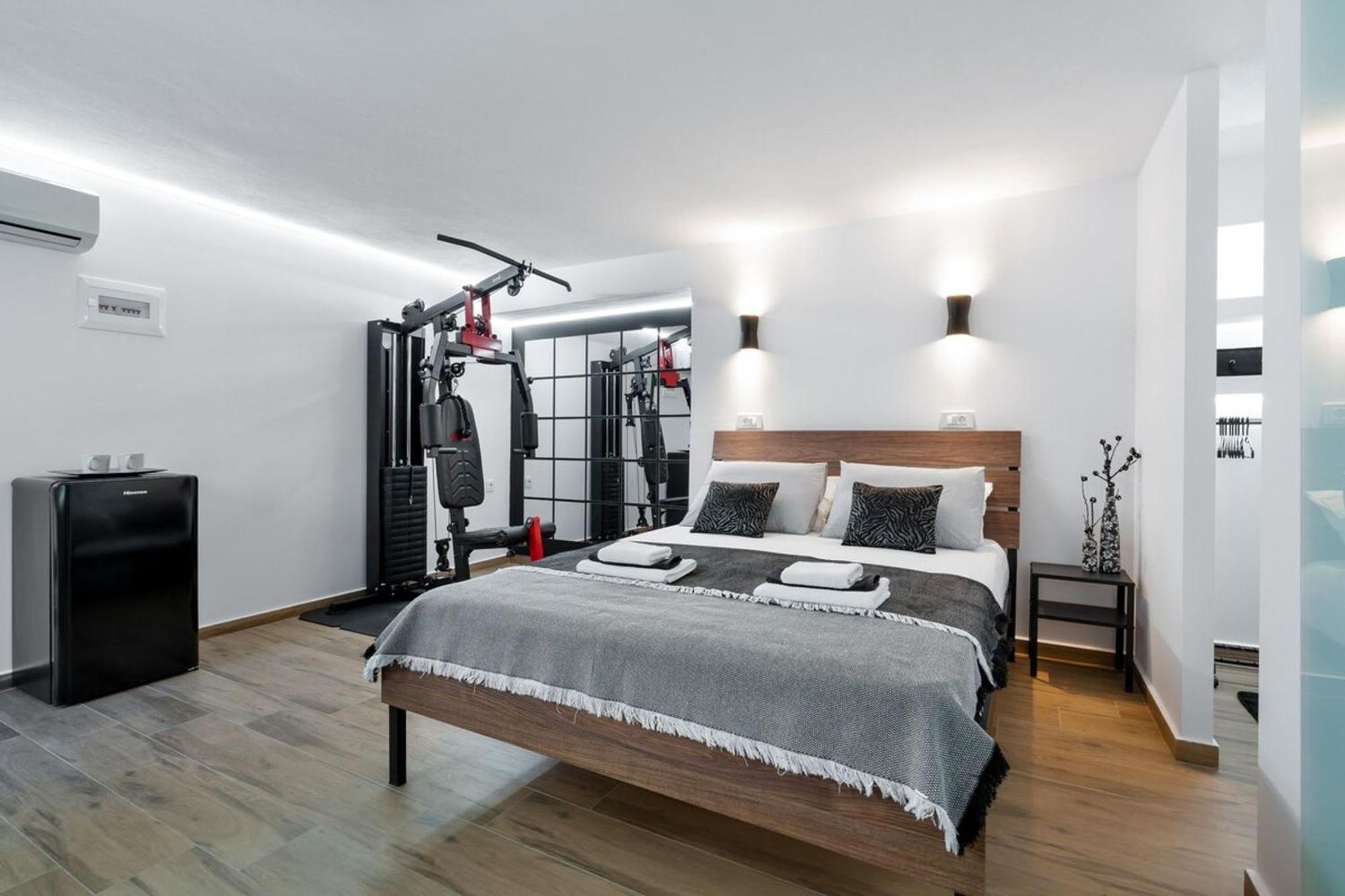 Santy Villa - Gerani Gerani  Exteriör bild