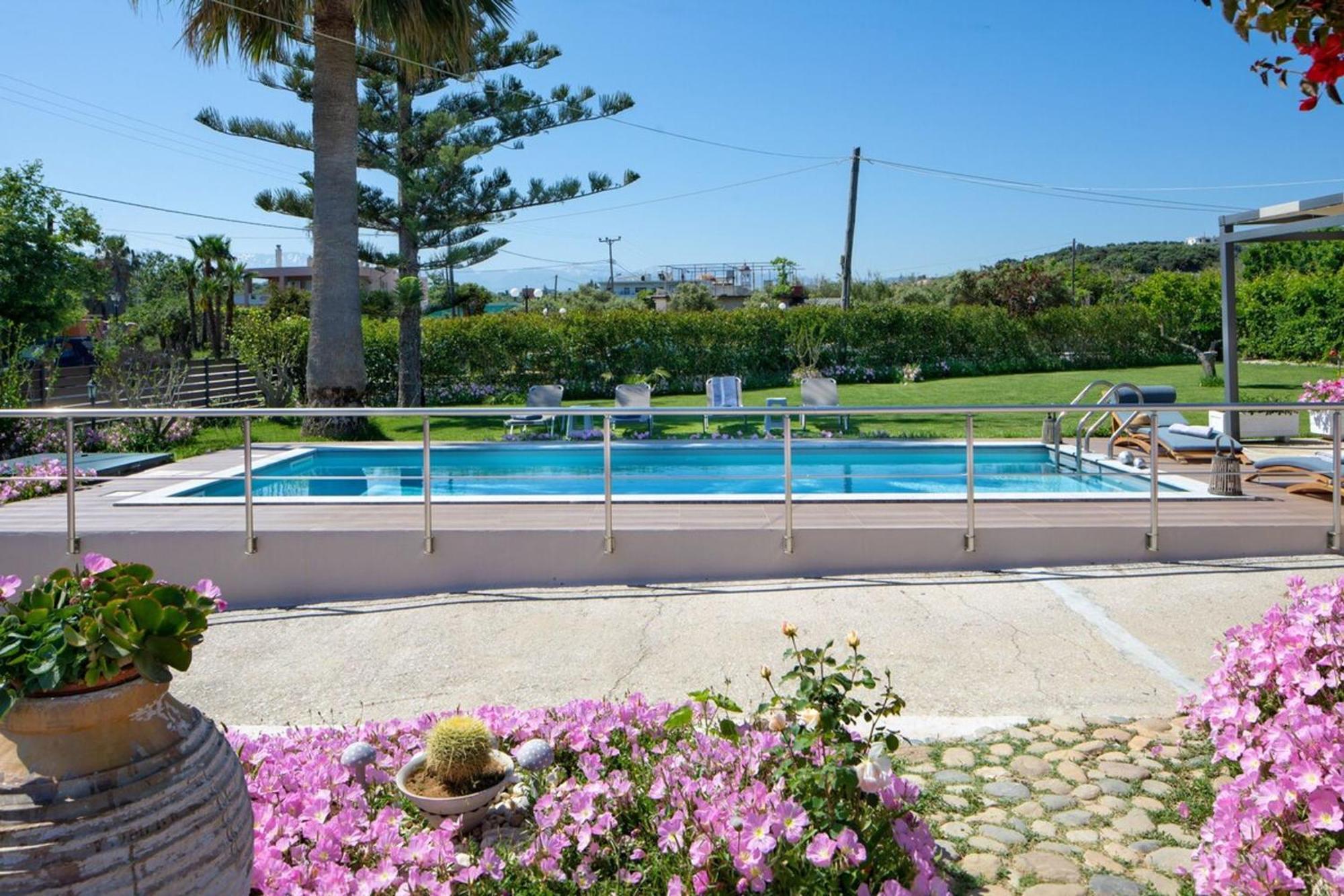 Santy Villa - Gerani Gerani  Exteriör bild
